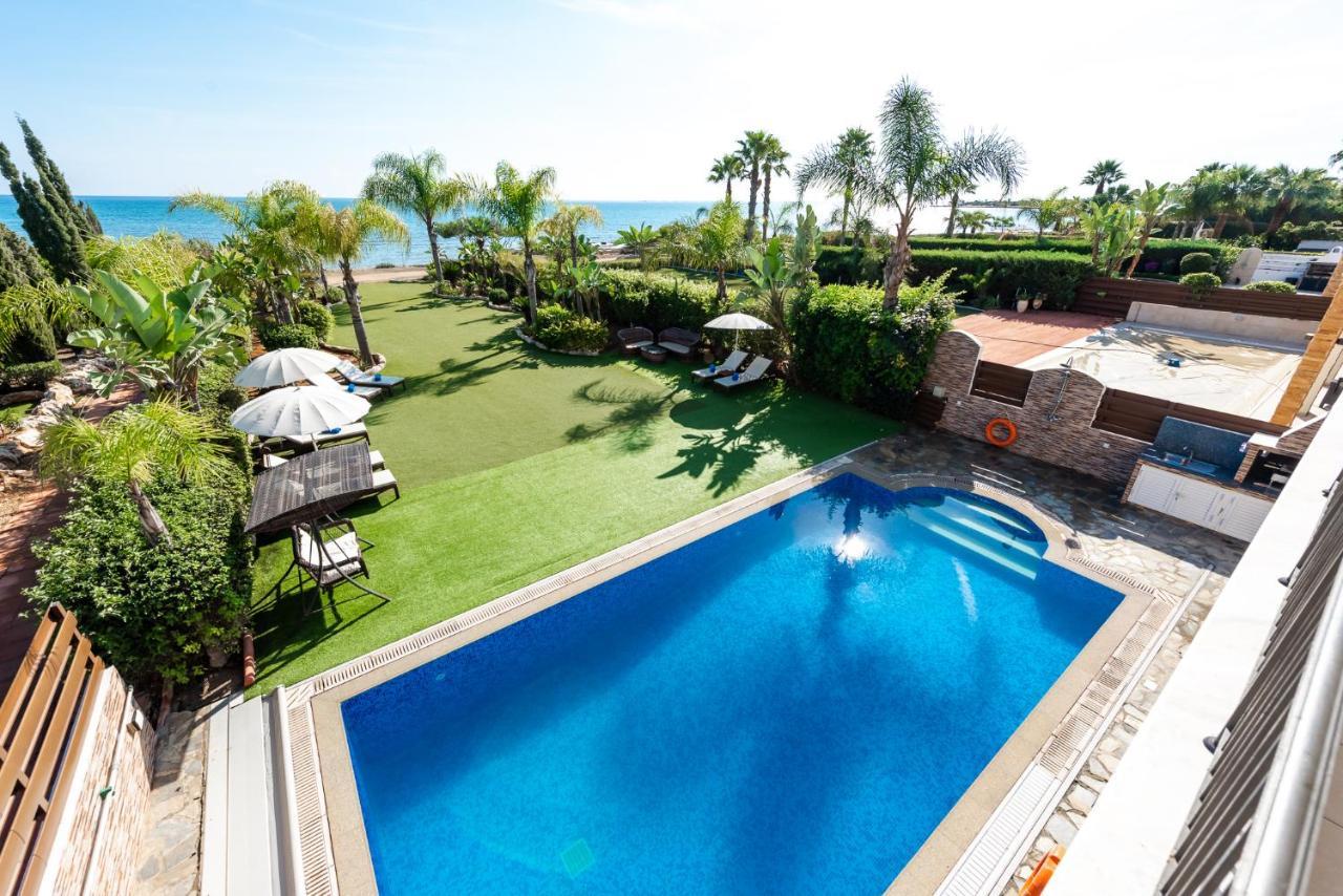 Sea Front Oceanus H2 By Ezoria Villas Agia Napa Exterior foto