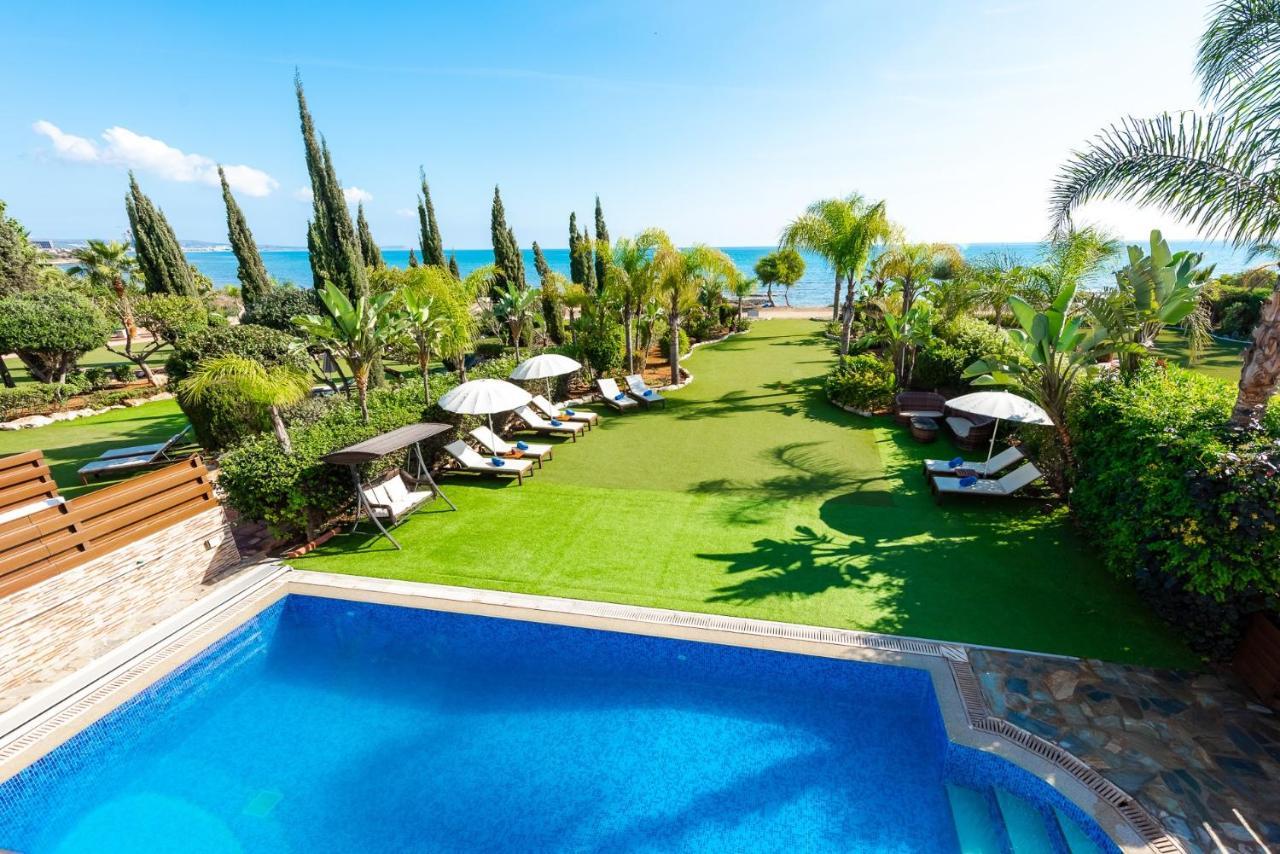 Sea Front Oceanus H2 By Ezoria Villas Agia Napa Exterior foto