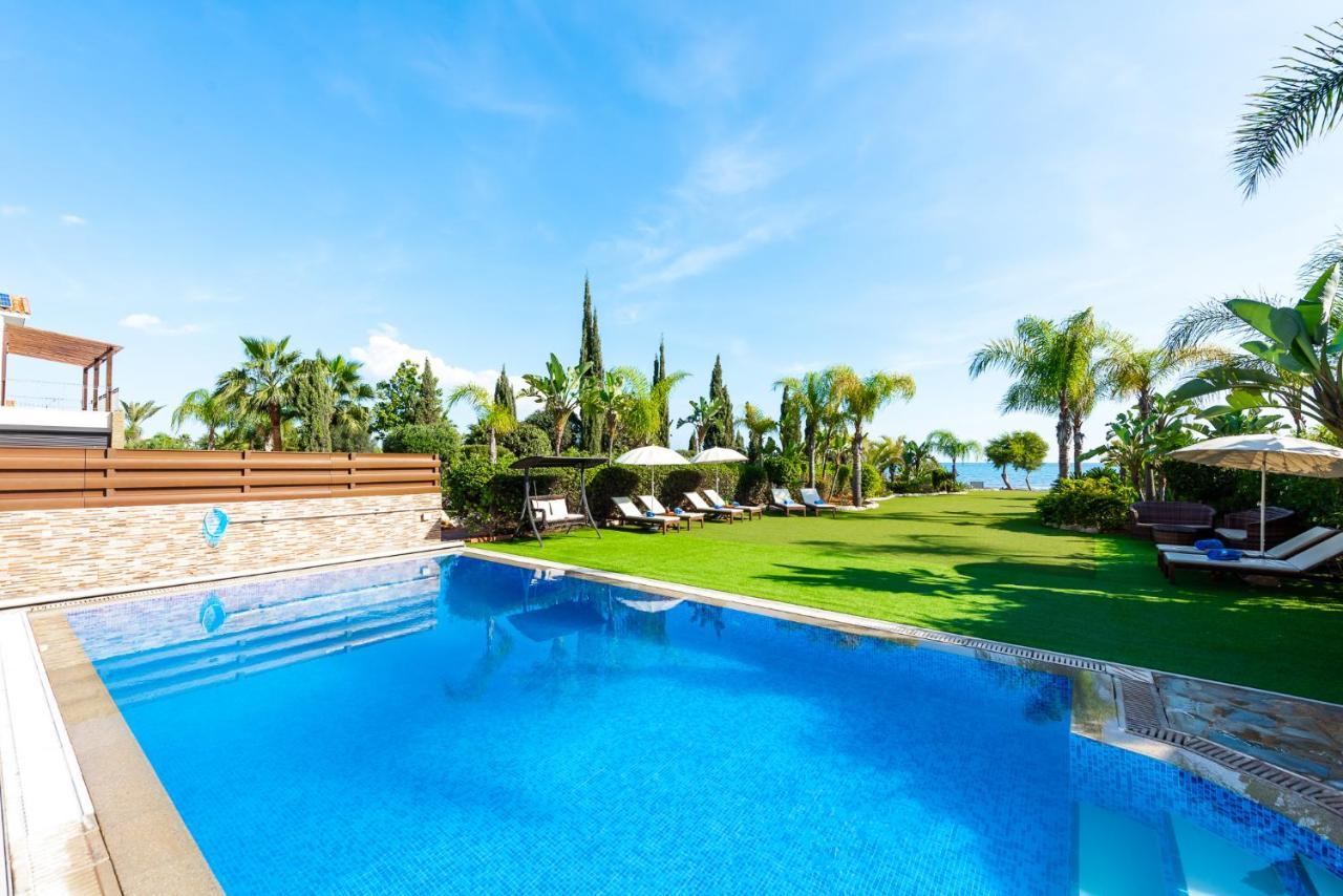 Sea Front Oceanus H2 By Ezoria Villas Agia Napa Exterior foto